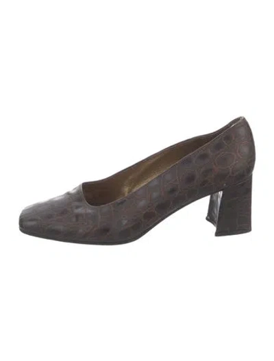 Pre-owned Stuart Weitzman Leather Printed Pumps In Brown