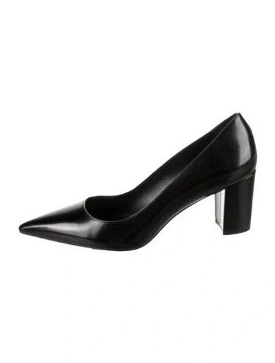 Pre-owned Stuart Weitzman Leather Pumps In Black