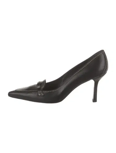 Pre-owned Stuart Weitzman Leather Pumps In Black