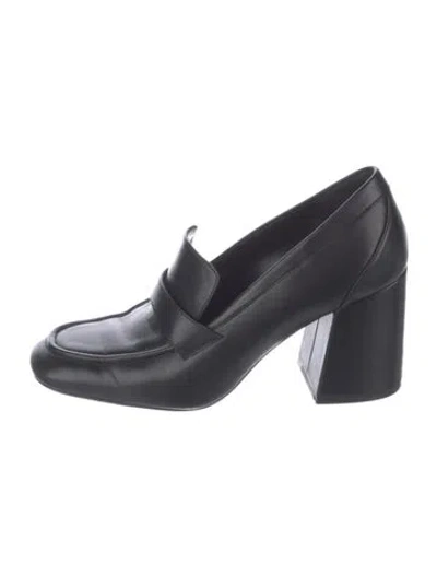 Pre-owned Stuart Weitzman Leather Pumps In Black
