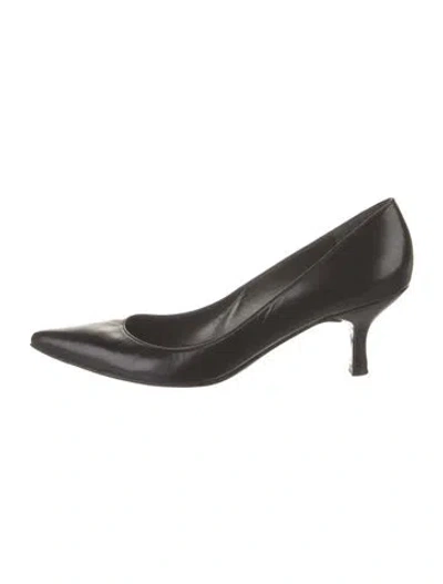 Pre-owned Stuart Weitzman Leather Pumps In Black