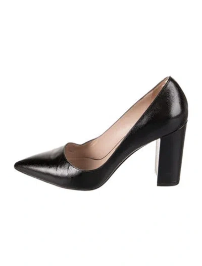 Pre-owned Stuart Weitzman Leather Pumps In Black