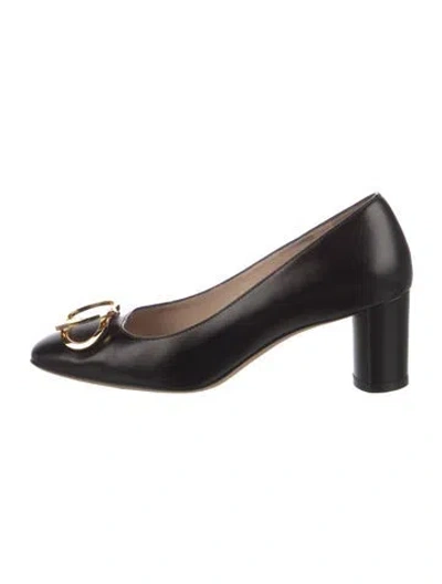Pre-owned Stuart Weitzman Leather Pumps In Black