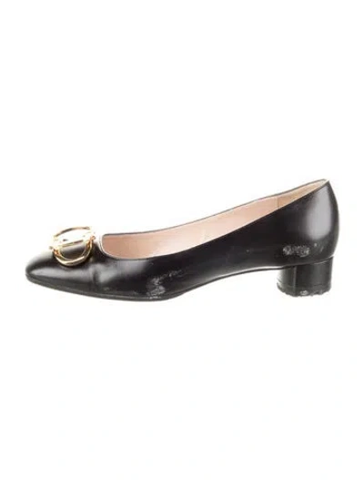 Pre-owned Stuart Weitzman Leather Pumps In Black