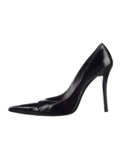Pre-owned Stuart Weitzman Leather Pumps In Black