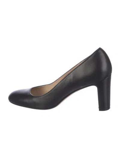 Pre-owned Stuart Weitzman Leather Pumps In Black
