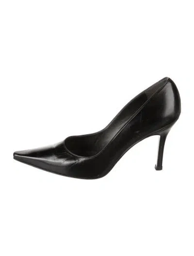Pre-owned Stuart Weitzman Leather Pumps In Black