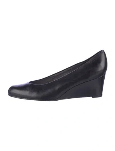 Pre-owned Stuart Weitzman Leather Pumps In Blue