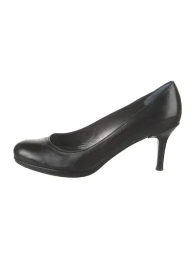 Pre-owned Stuart Weitzman Leather Pumps In Brown