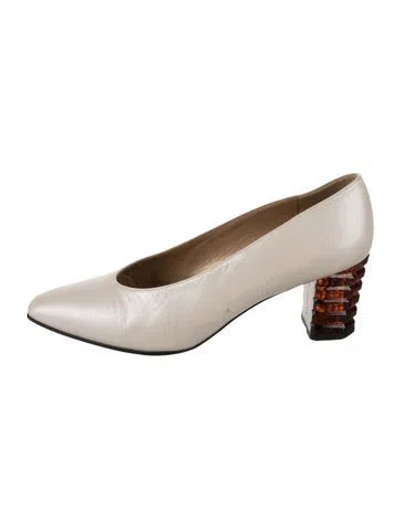 Pre-owned Stuart Weitzman Leather Pumps In Brown