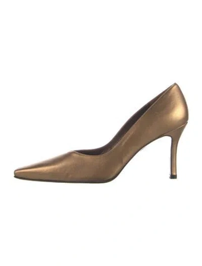 Pre-owned Stuart Weitzman Leather Pumps In Gold