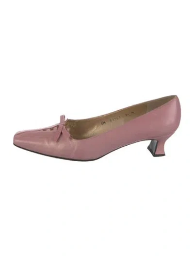 Pre-owned Stuart Weitzman Leather Pumps In Pink