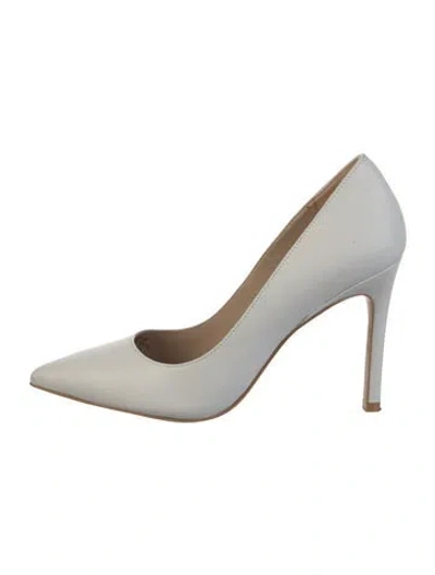 Pre-owned Stuart Weitzman Leather Pumps In White