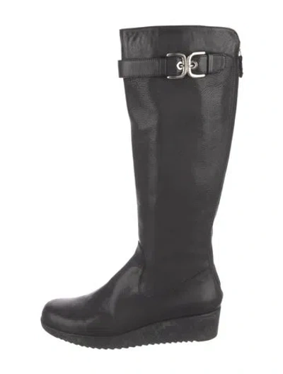Pre-owned Stuart Weitzman Leather Riding Boots In Black