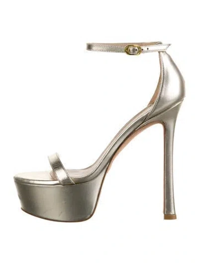 Pre-owned Stuart Weitzman Leather Sandals In Gold/metallic