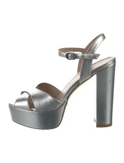 Pre-owned Stuart Weitzman Leather Sandals In Gray