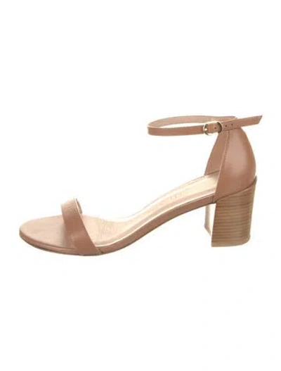 Pre-owned Stuart Weitzman Leather Sandals In Neutral