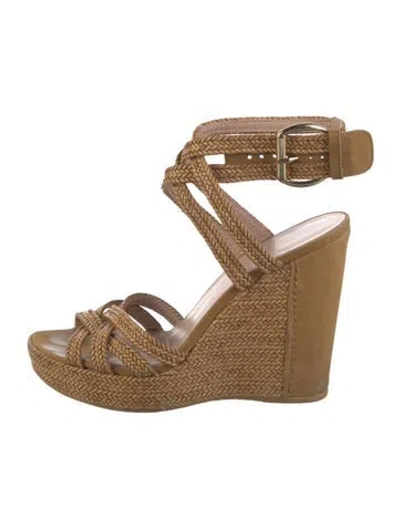 Pre-owned Stuart Weitzman Leather Sandals In Neutral
