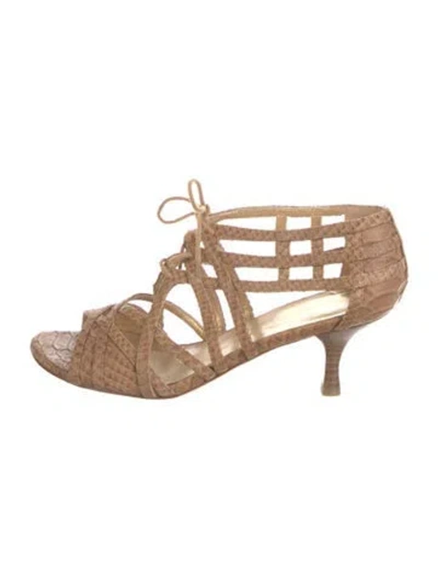 Pre-owned Stuart Weitzman Leather Sandals In Neutral