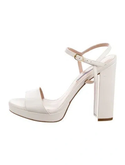 Pre-owned Stuart Weitzman Leather Sandals In White
