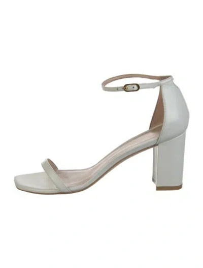 Pre-owned Stuart Weitzman Leather Sandals In White