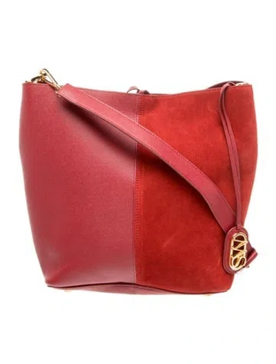 Pre-owned Stuart Weitzman Leather Shoulder Bag In Red