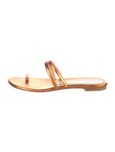 Pre-owned Stuart Weitzman Leather Slides
