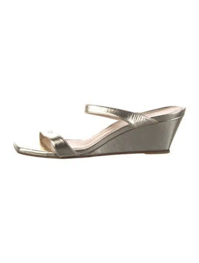 Pre-owned Stuart Weitzman Leather Slides