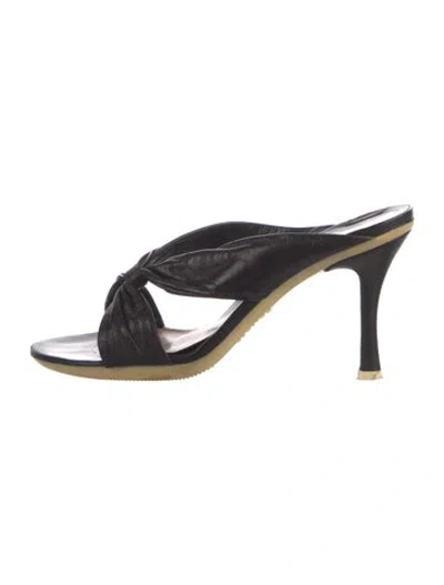 Pre-owned Stuart Weitzman Leather Slides In Black