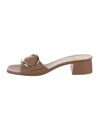 Pre-owned Stuart Weitzman Leather Slides In Brown
