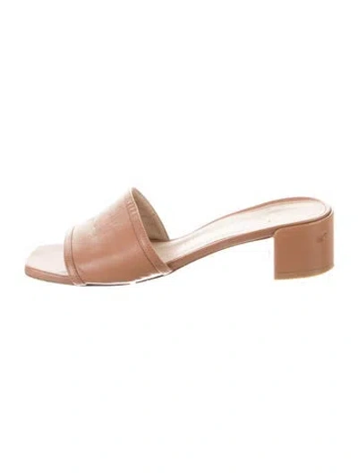 Pre-owned Stuart Weitzman Leather Slides In Brown