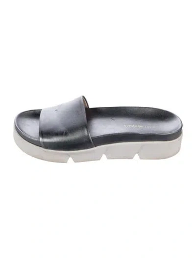 Pre-owned Stuart Weitzman Leather Slides In Grey