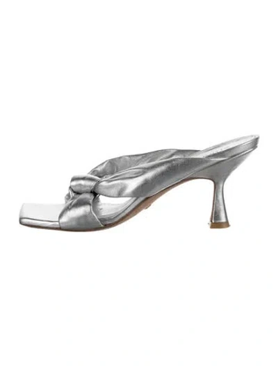 Pre-owned Stuart Weitzman Leather Slides In Metallic/silver