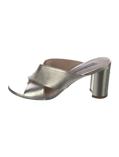 Pre-owned Stuart Weitzman Leather Slides In Silver