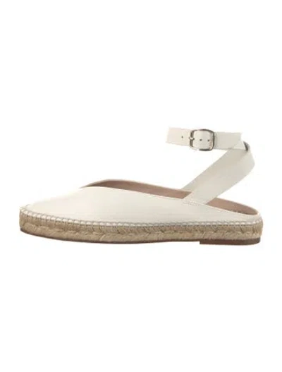 Pre-owned Stuart Weitzman Leather Slingback Flats In White