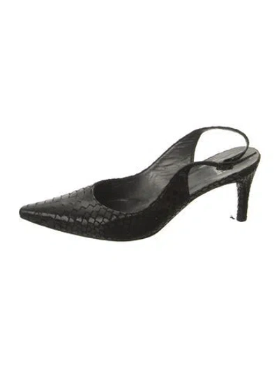 Pre-owned Stuart Weitzman Leather Slingback Pumps In Black