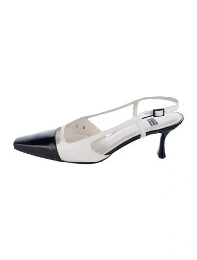 Pre-owned Stuart Weitzman Leather Slingback Pumps In White