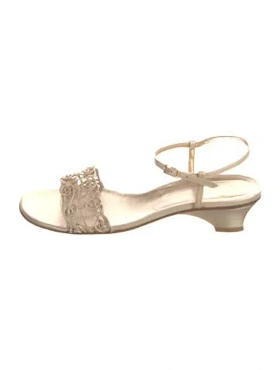 Pre-owned Stuart Weitzman Leather Slingback Sandals In Neutral