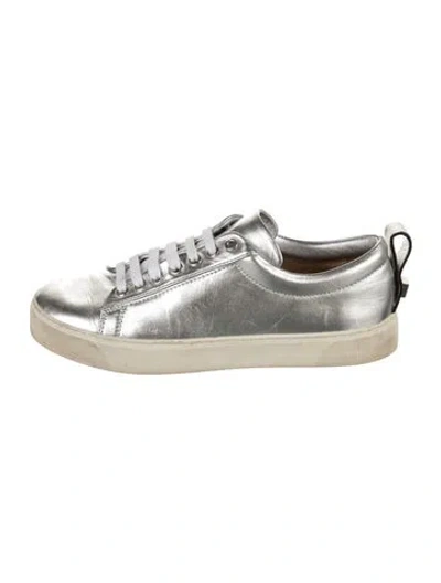 Pre-owned Stuart Weitzman Leather Sneakers