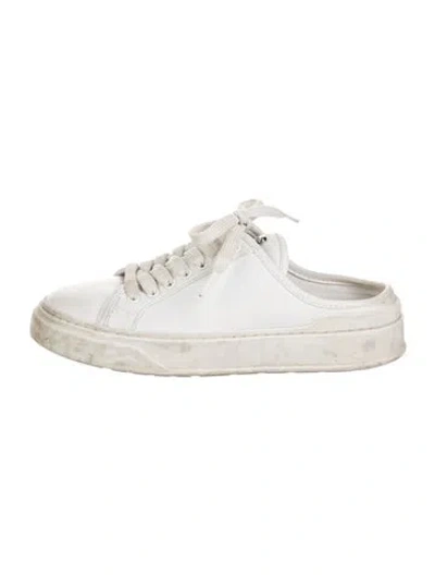 Pre-owned Stuart Weitzman Leather Sneakers In Neutral