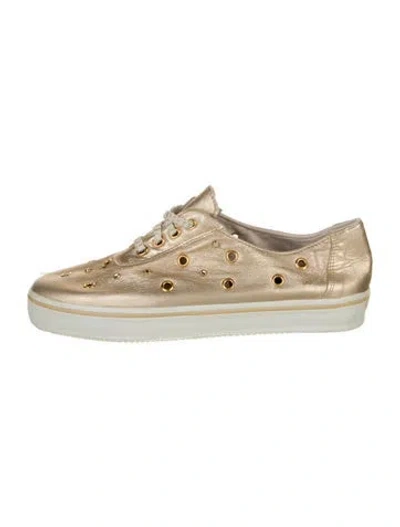Pre-owned Stuart Weitzman Leather Sneakers In Silver
