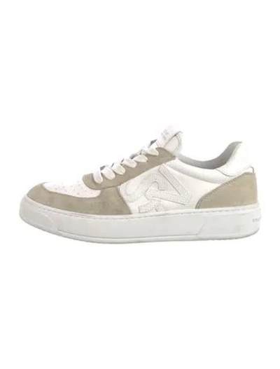 Pre-owned Stuart Weitzman Leather Sneakers In White