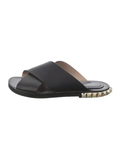 Pre-owned Stuart Weitzman Leather Studded Accents Slides In Black