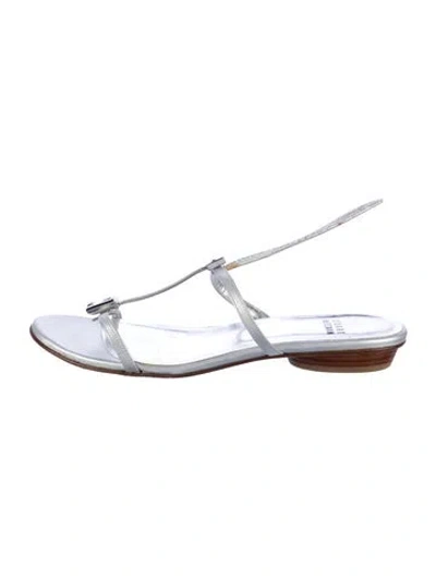 Pre-owned Stuart Weitzman Leather T-strap Sandals In Silver
