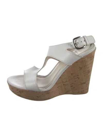 Pre-owned Stuart Weitzman Leather T-strap Sandals In White