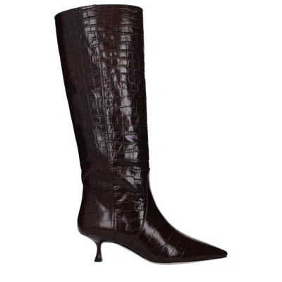 Stuart Weitzman Leather Women's Boot In Brown