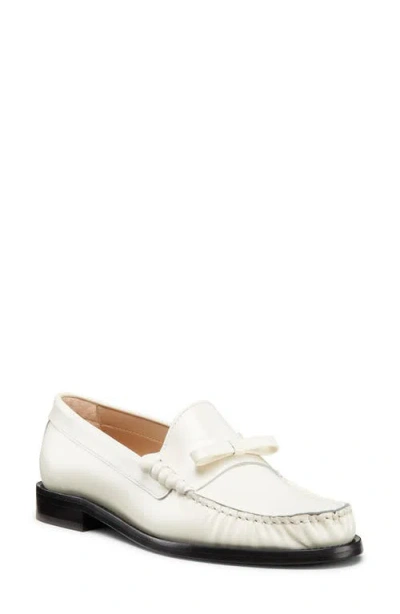 STUART WEITZMAN STUART WEITZMAN LOTTIE BOW LOAFER