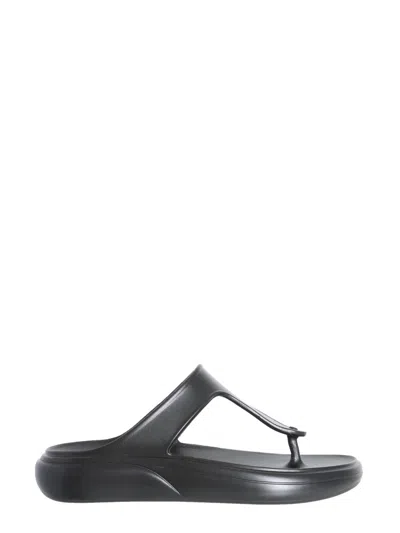 Stuart Weitzman Mini T-strap Slide Sandal In Black