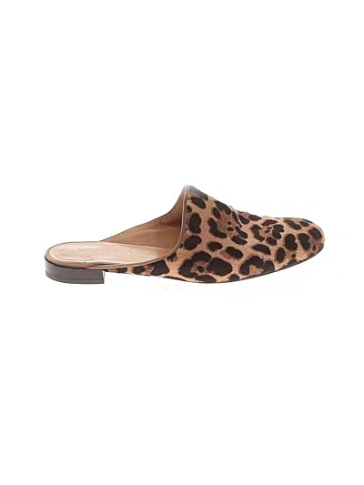 Pre-owned Stuart Weitzman Mule/clog In Tan