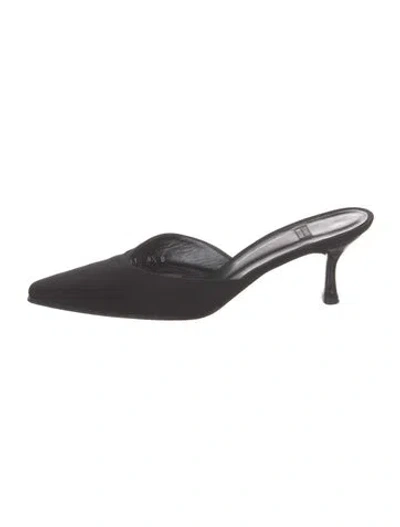 Pre-owned Stuart Weitzman Mules In Black